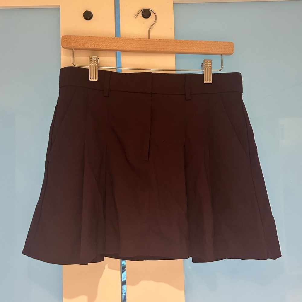 Dynamite Clara Pleated Mini Skort